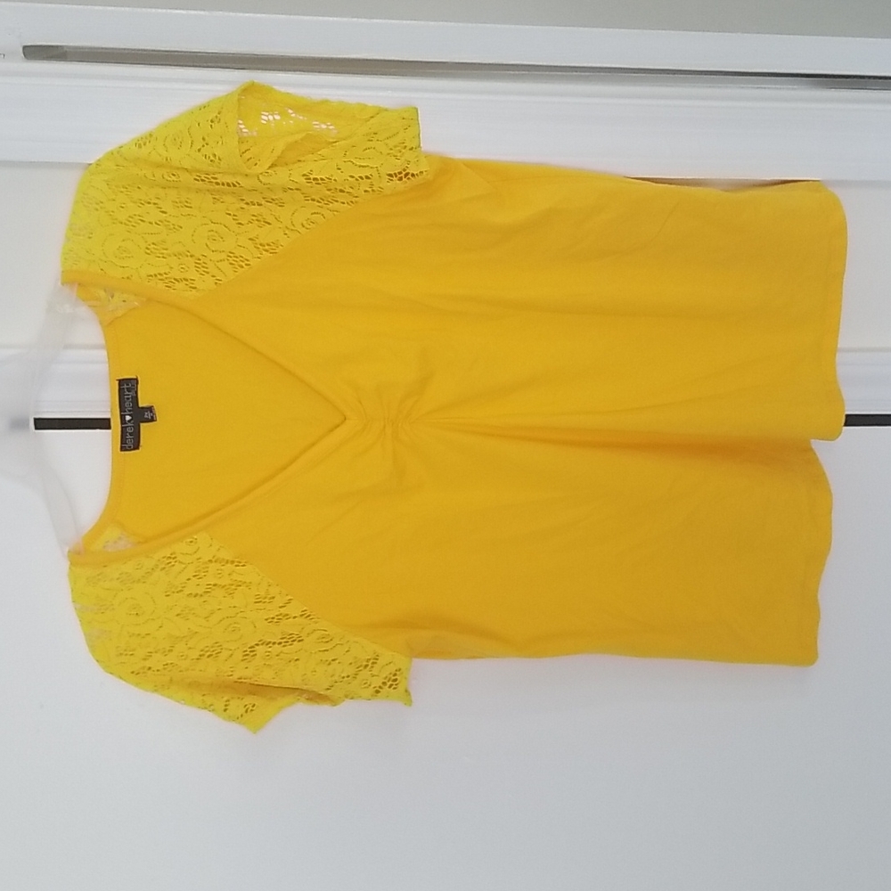 Women's Tee